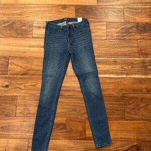 Abercrombie & Fitch Harper Low Ride Cut-off Jean Legging 28 6 L